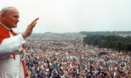 Jan Paweł II i narodziny Solidarności: siła wiary w obliczu komunizmu
